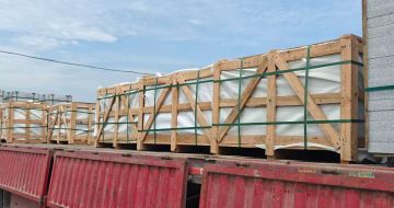 湖州 芝麻白花岗岩地铺石出口专车-泰国游