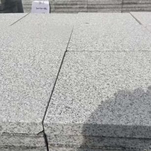 湖州 白麻花岗岩石材推荐 荔枝面地铺石