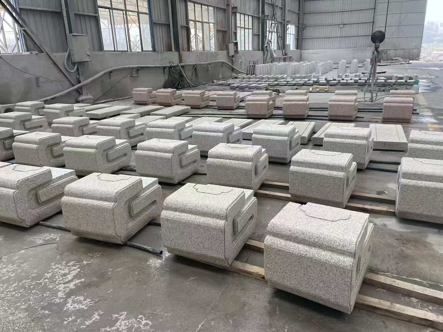 湖州 白麻花岗岩异形加工-石凳，坐凳