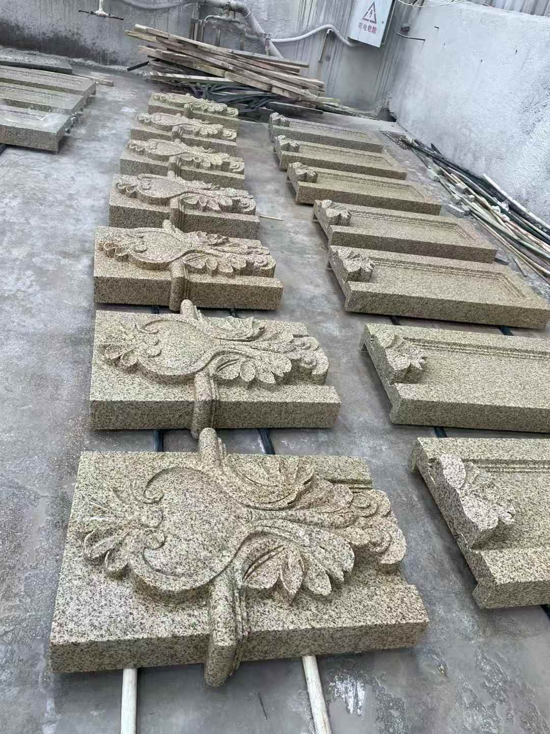 湖州 黄金麻花岗岩别墅外墙雕刻板