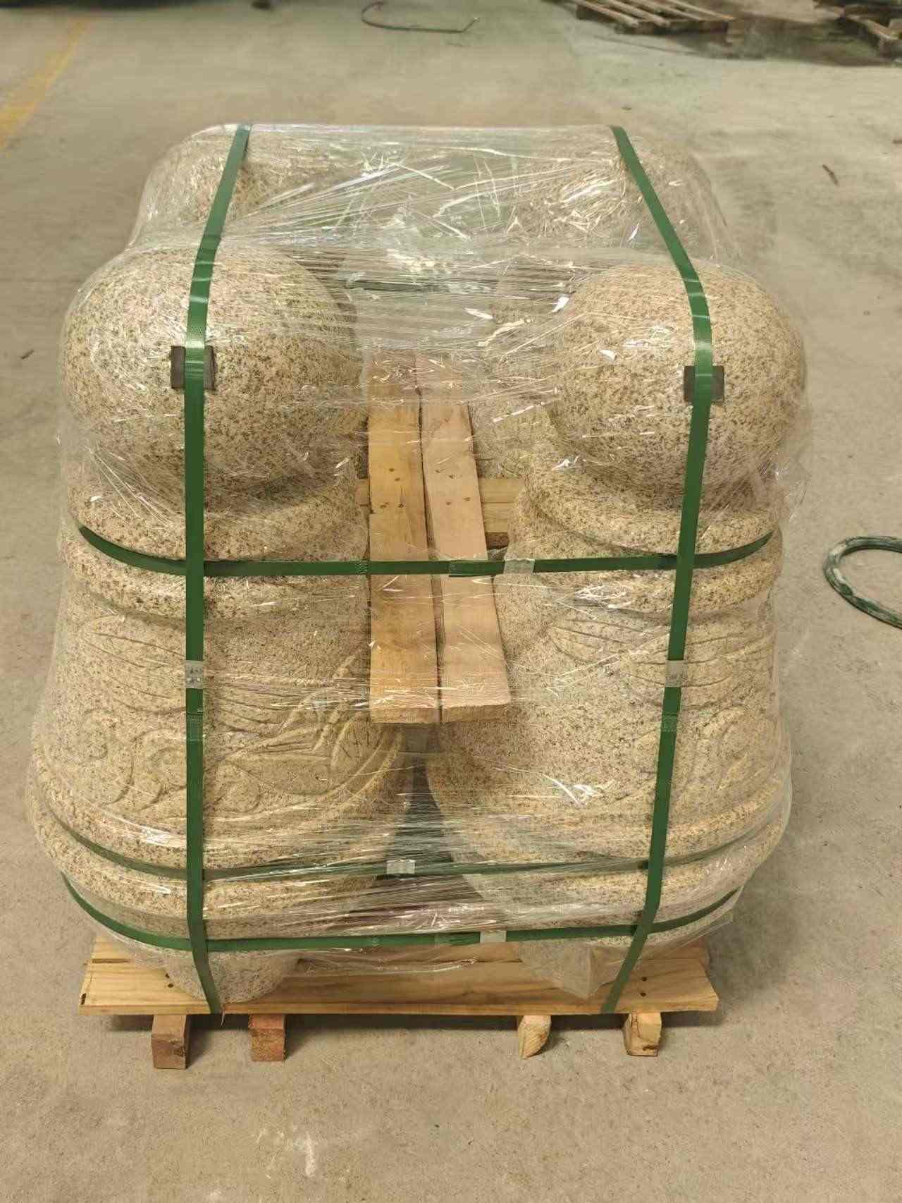 湖州 黄金麻异形定制雕花——棒棒糖挡车柱