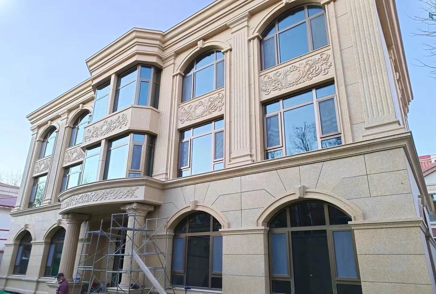 湖州 黄金麻花岗岩别墅外墙干挂