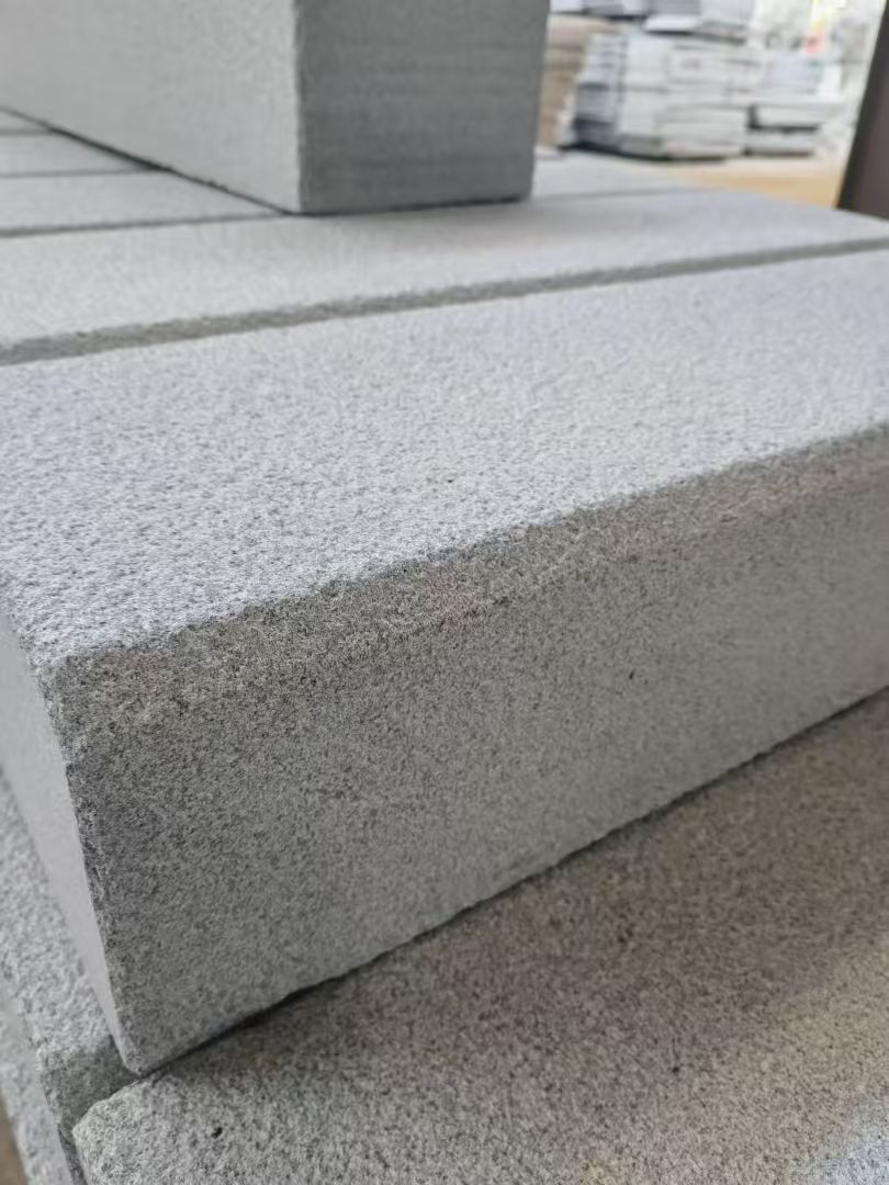 湖州 芝麻灰荔枝面路沿石