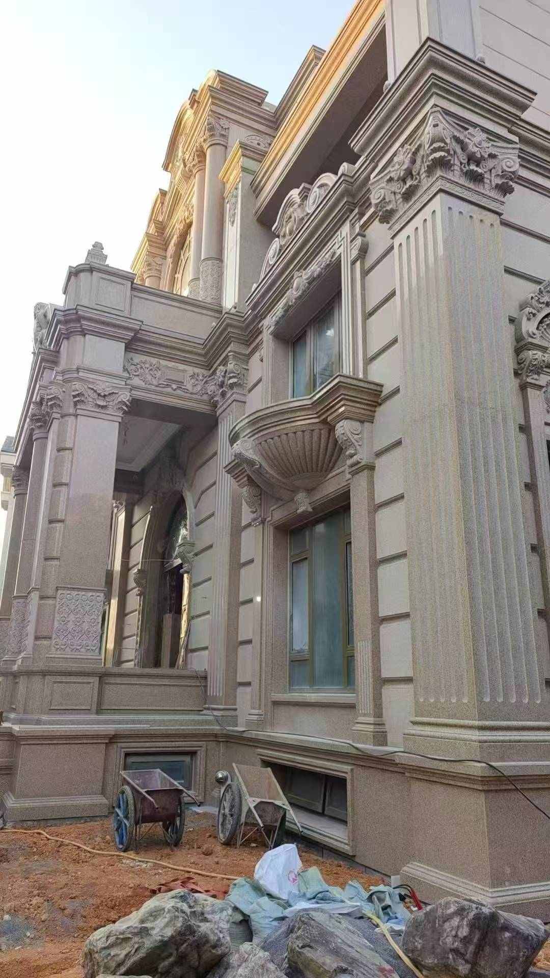 湖州 黄金麻花岗岩光面别墅外墙干挂施工完成