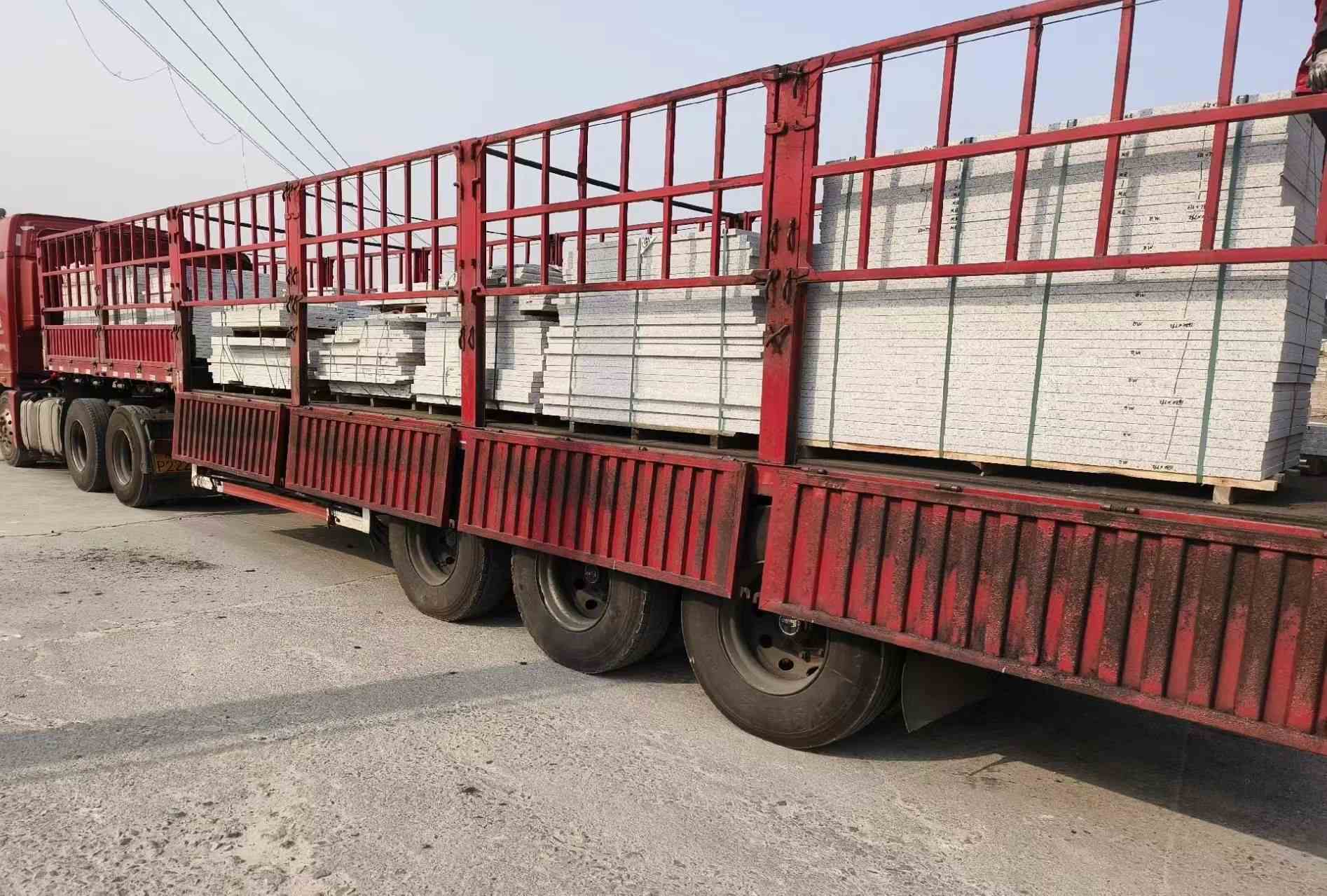 湖州 白麻荔枝面外墙干挂，工厂装车日常