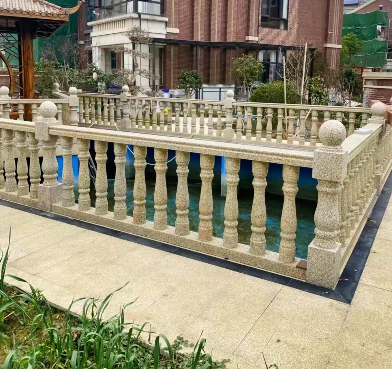 湖州黄金麻花岗岩石材栏杆，扶手，将军柱，花瓶柱