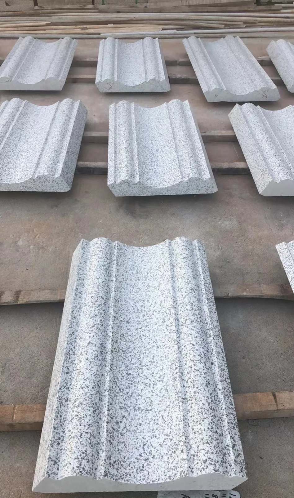 湖州 白麻花岗岩光面别墅线条