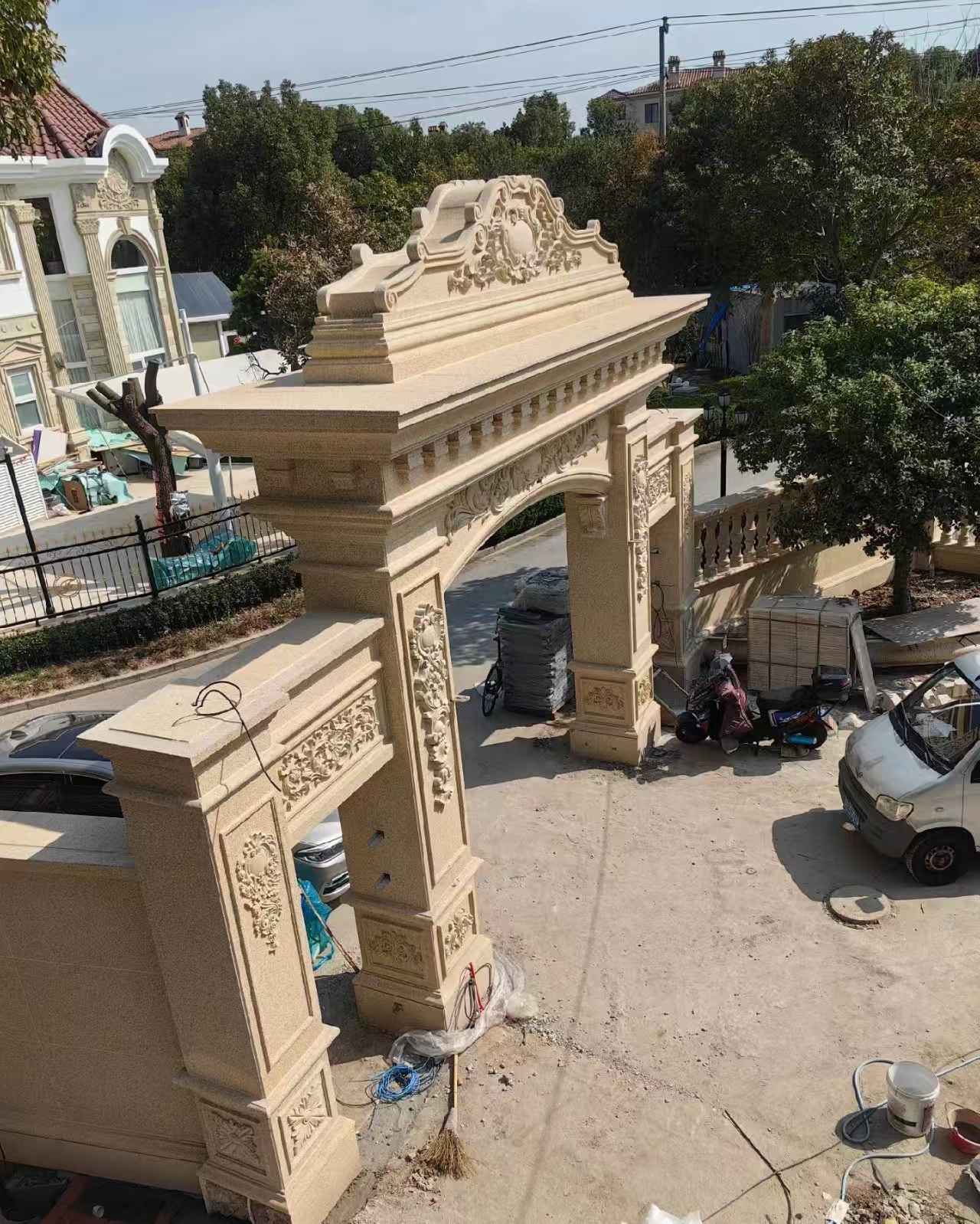 湖州 黄金麻荔枝面花岗岩别墅门楼