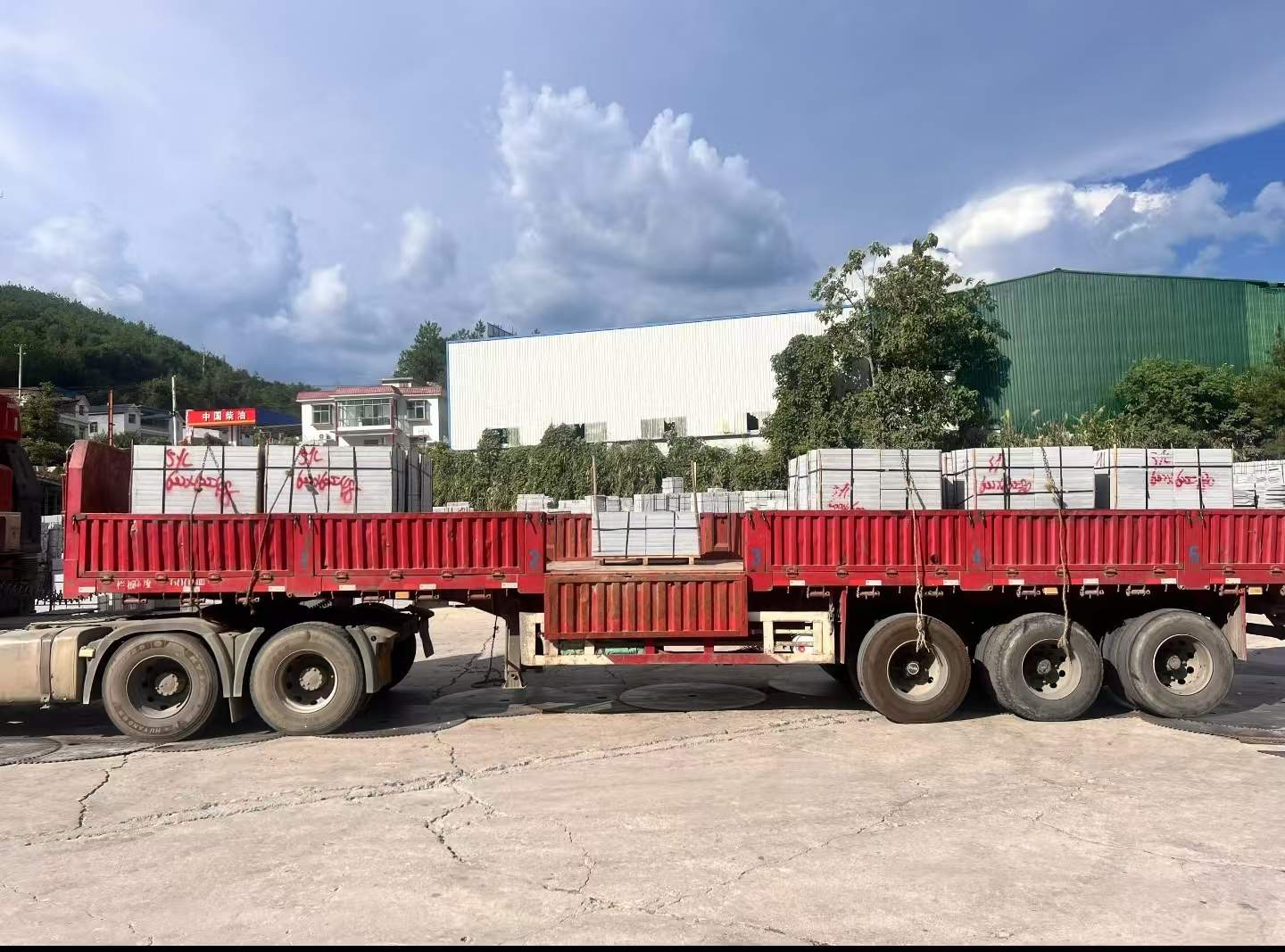 湖州 芝麻灰花岗岩地铺石出货日常