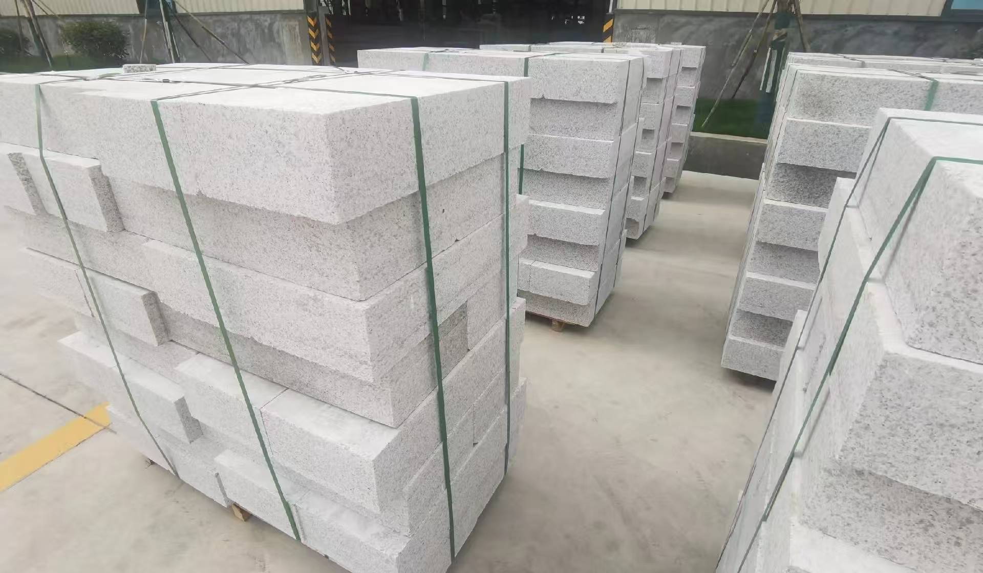 湖州 白麻花岗岩路沿石，立缘石，平缘石，路牙石，道牙石，马路牙子等